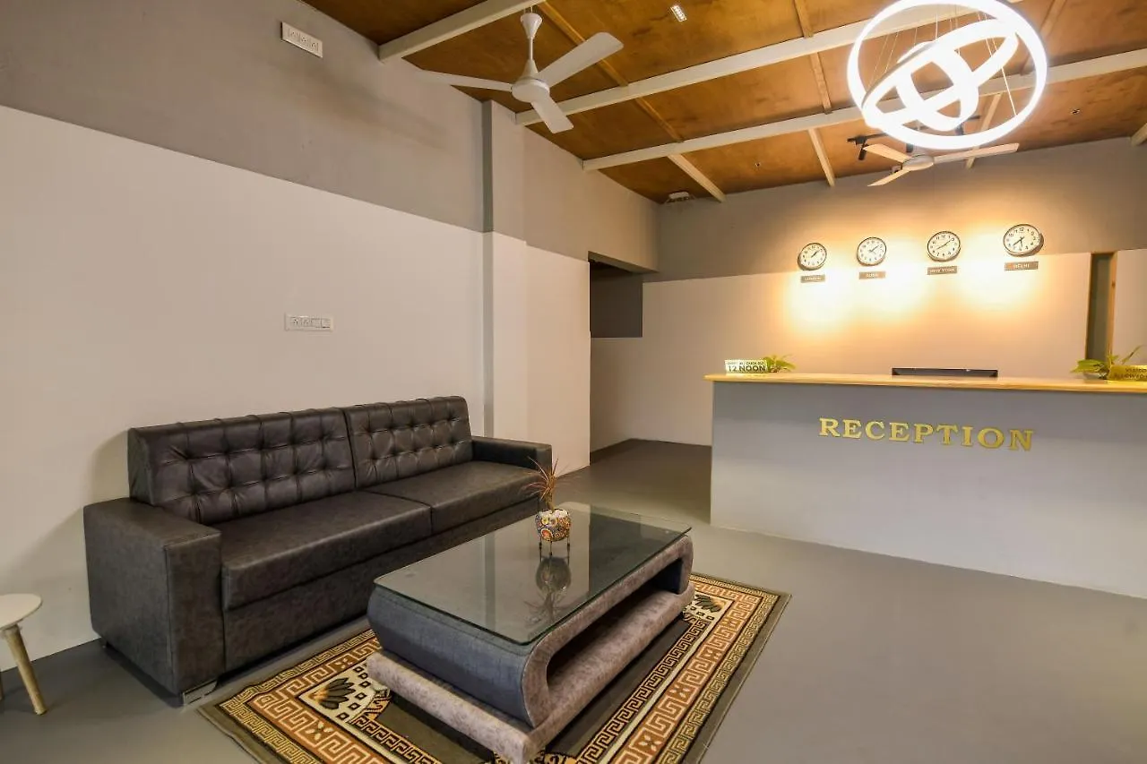Shine Residency Hotel Mysore 3*,  India
